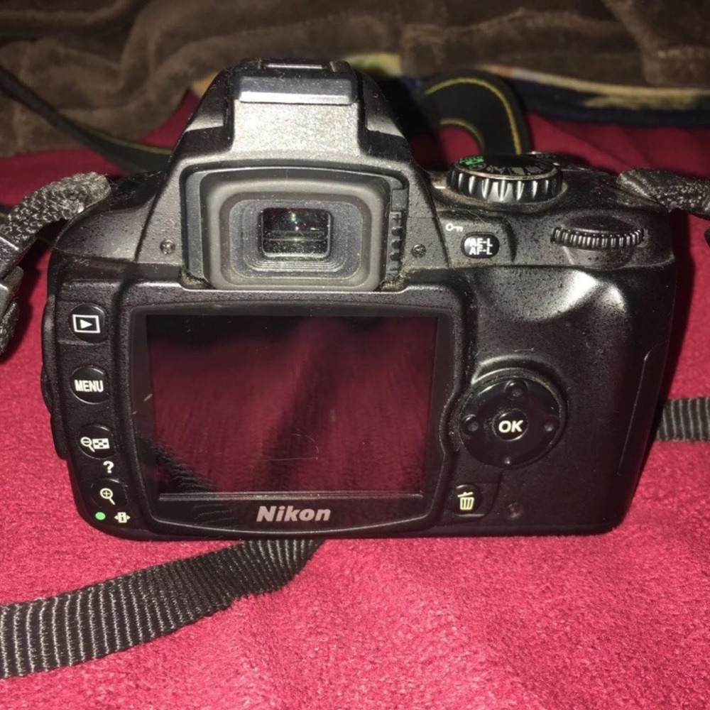Nikon d40 - Picture 3 of 4